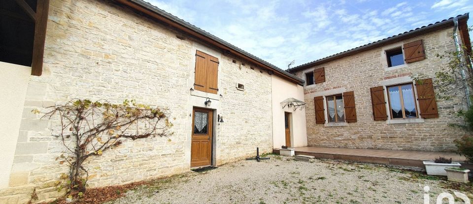 House 8 rooms of 216 m² in Voillecomte (52130)