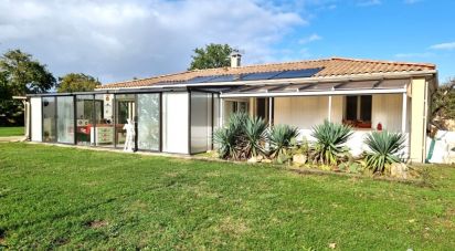 House 6 rooms of 140 m² in Bourg-Charente (16200)