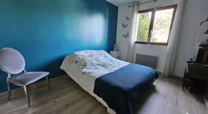 House 5 rooms of 110 m² in Saint-Gilles-de-la-Neuville (76430)