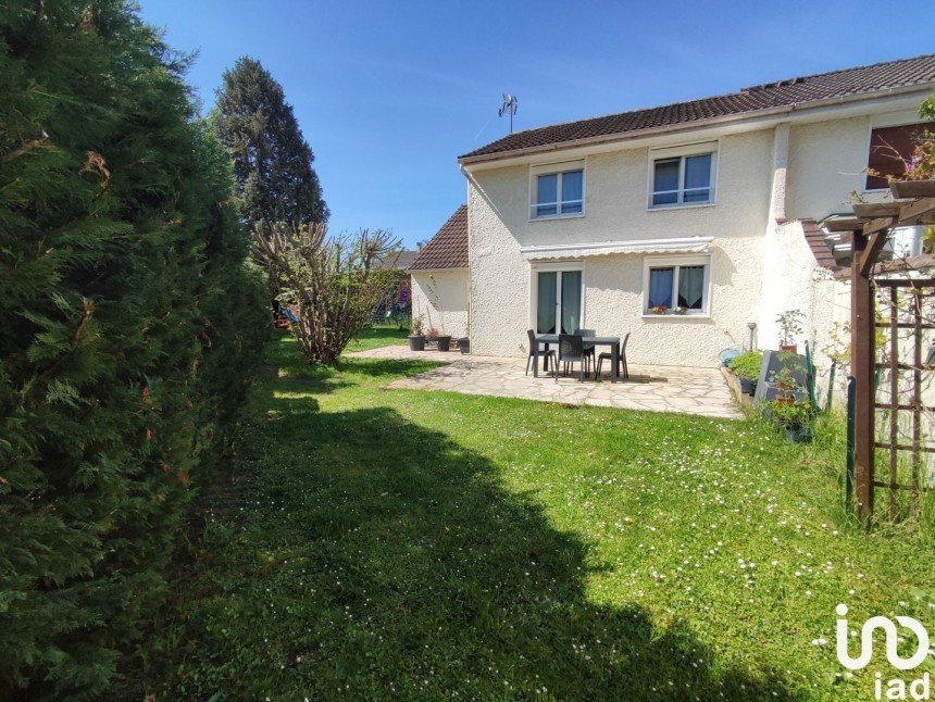 House 3 rooms of 85 m² in Juilly (77230)