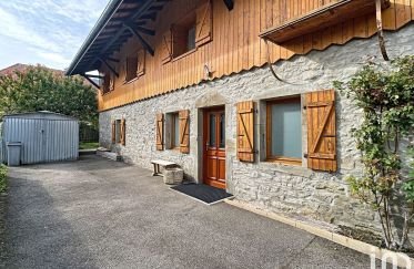 House 4 rooms of 122 m² in Saint-Pierre-en-Faucigny (74800)