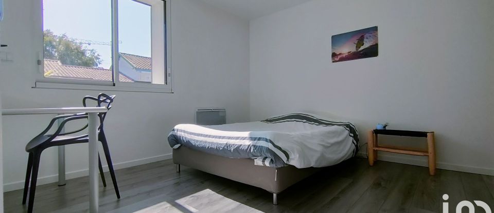Appartement 5 pièces de 140 m² à La Rochelle (17000)