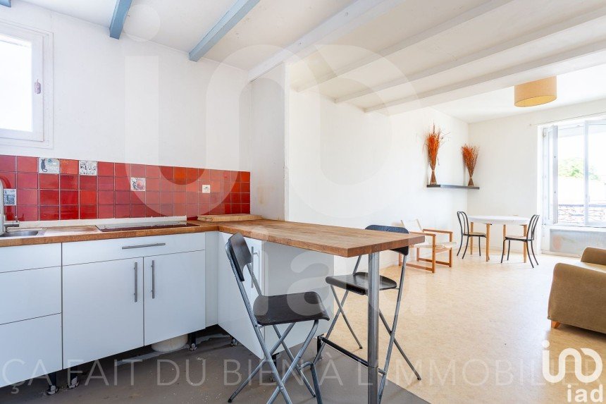 Appartement 2 pièces de 48 m² à Bordeaux (33000)