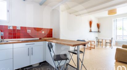 Appartement 2 pièces de 48 m² à Bordeaux (33000)