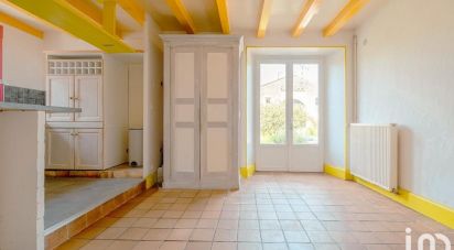 House 12 rooms of 310 m² in Saintes (17100)
