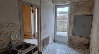 House 4 rooms of 77 m² in Tonnay-Charente (17430)