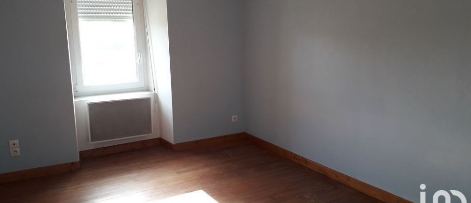 House 6 rooms of 145 m² in Camlez (22450)