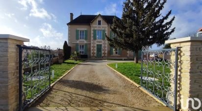 Maison 5 pièces de 150 m² à Roches-Prémarie-Andillé (86340)