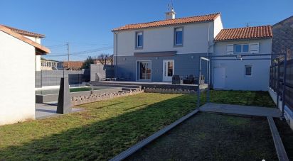 House 6 rooms of 124 m² in Aussillon (81200)