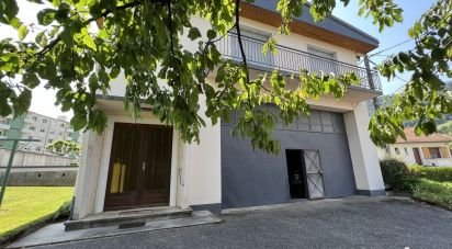 House 6 rooms of 295 m² in - (73110)