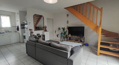 House 3 rooms of 61 m² in Biard (86580)