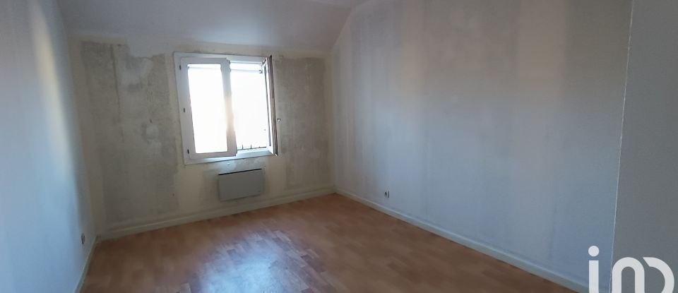 House 7 rooms of 121 m² in Givet (08600)
