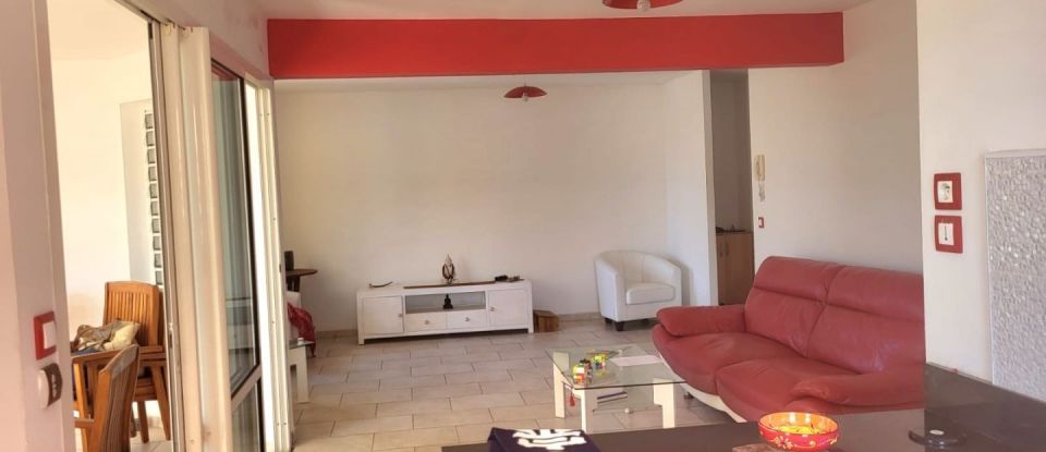 Apartment 3 rooms of 70 m² in Le Gosier (97190)