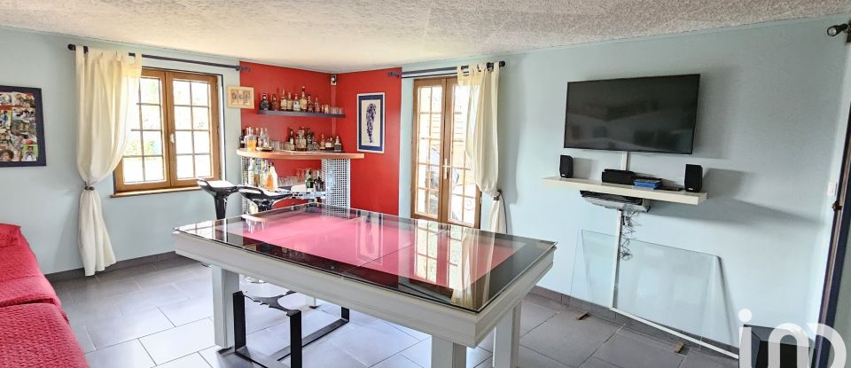 House 7 rooms of 105 m² in Le Plessier-sur-Saint-Just (60130)