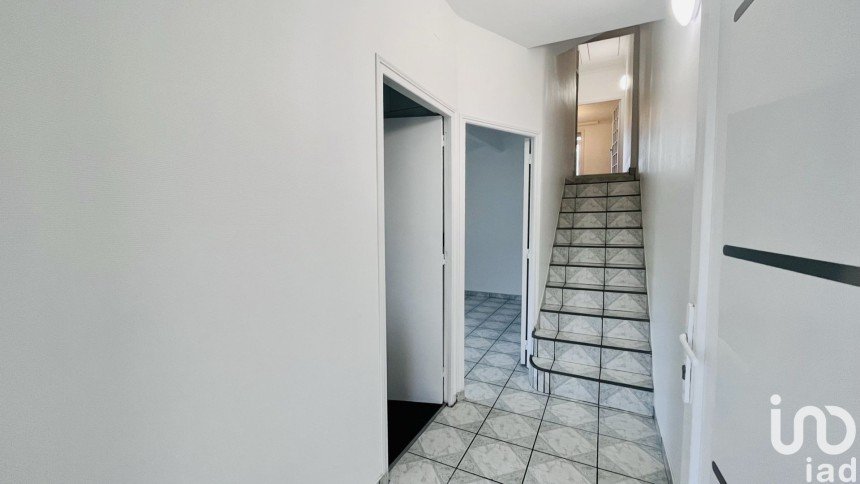 Appartement 4 pièces de 77 m² à Arnouville (95400)