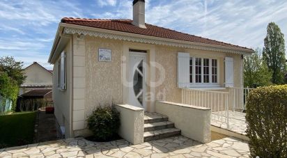 House 4 rooms of 74 m² in - (91000)