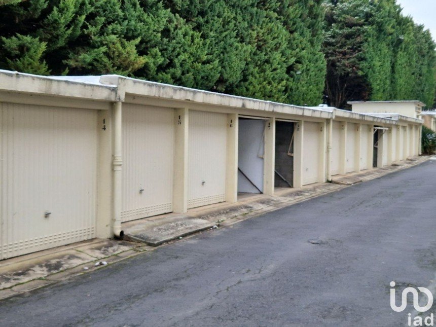 Parking/garage/box de 12 m² à Soisy-sur-Seine (91450)