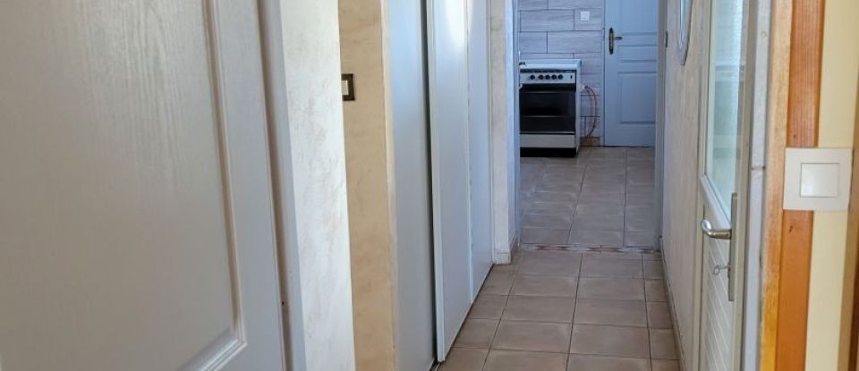 House 6 rooms of 159 m² in Bazoges-en-Pareds (85390)
