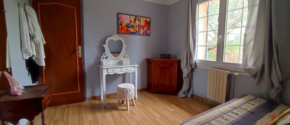 Maison 5 pièces de 127 m² à Trans-en-Provence (83720)
