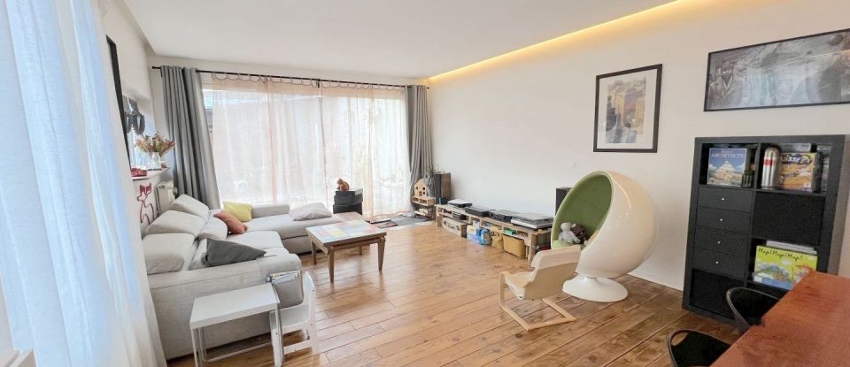 Apartment 5 rooms of 151 m² in Livry-Gargan (93190)