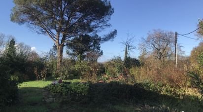Land of 600 m² in Rions (33410)