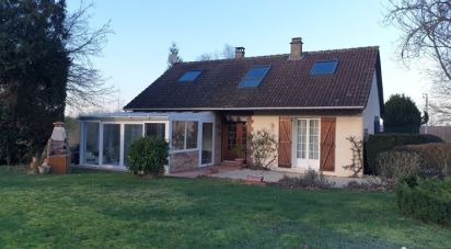 House 6 rooms of 105 m² in Roncherolles-en-Bray (76440)