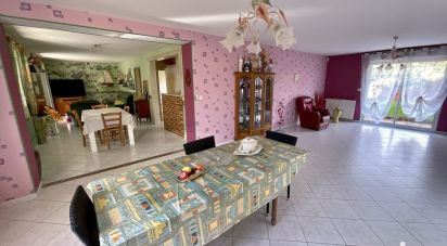 House 7 rooms of 164 m² in Argentré (53210)