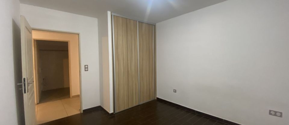Apartment 3 rooms of 81 m² in Saint-Pierre (97410)