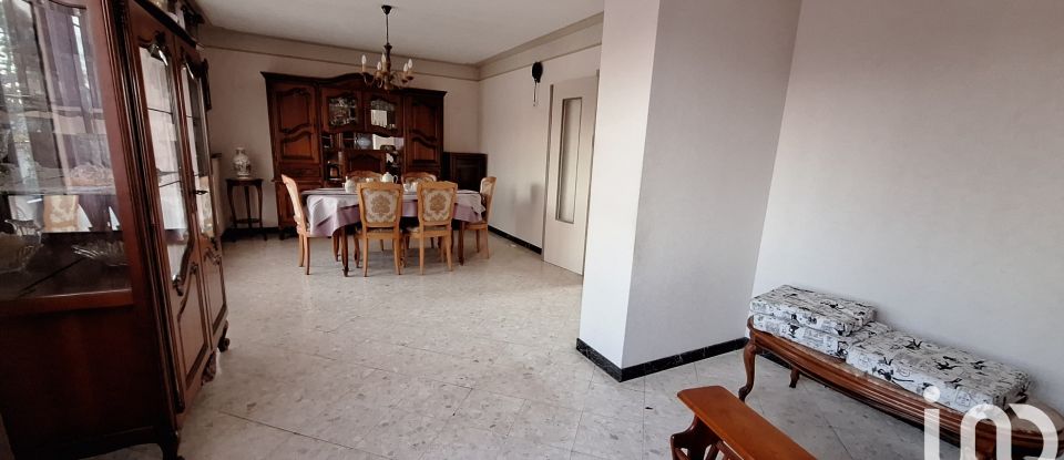 Traditional house 6 rooms of 120 m² in Saint-Just-Sauvage (51260)