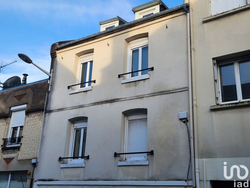 Building in Le Havre (76600) of 132 m²