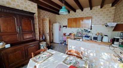 House 8 rooms of 196 m² in Crain (89480)
