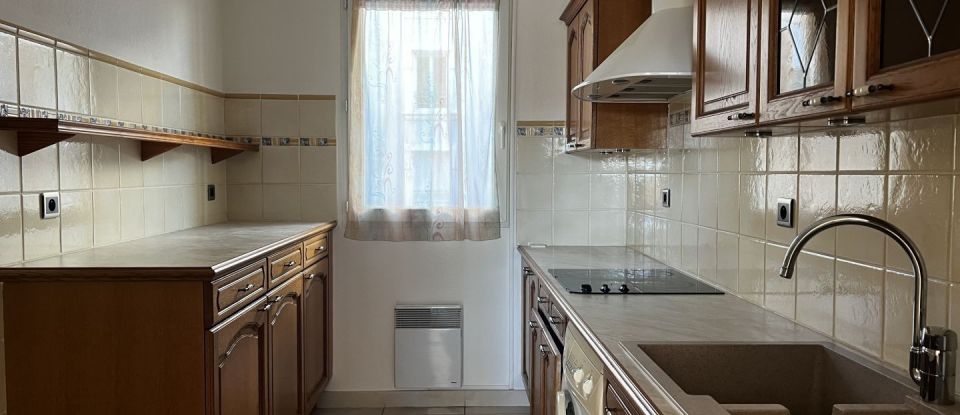 Appartement 4 pièces de 95 m² à Hyères (83400)