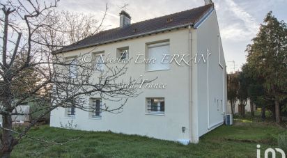 House 8 rooms of 150 m² in Rosny-sur-Seine (78710)