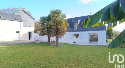 Traditional house 7 rooms of 135 m² in Vannes (56000)