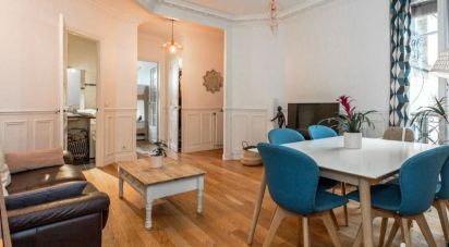 Appartement 3 pièces de 61 m² à Paris (75018)