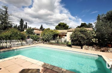 House 5 rooms of 117 m² in Mouriès (13890)