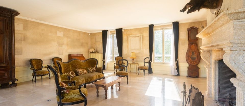 Maison 8 pièces de 225 m² à Soisy-sur-Seine (91450)