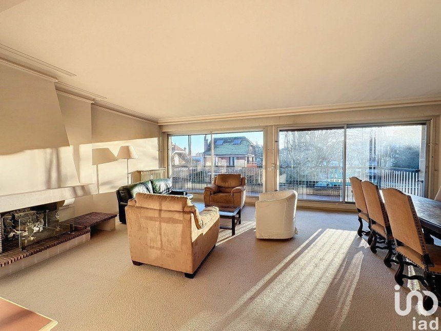 Appartement 5 pièces de 135 m² à Sceaux (92330)