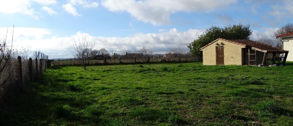 Land of 923 m² in Launac (31330)