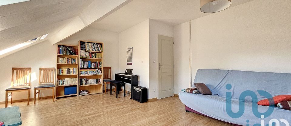 Maison 9 pièces de 200 m² à Romilly-sur-Seine (10100)