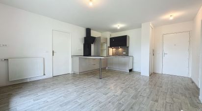 Apartment 4 rooms of 68 m² in Fleury-Mérogis (91700)