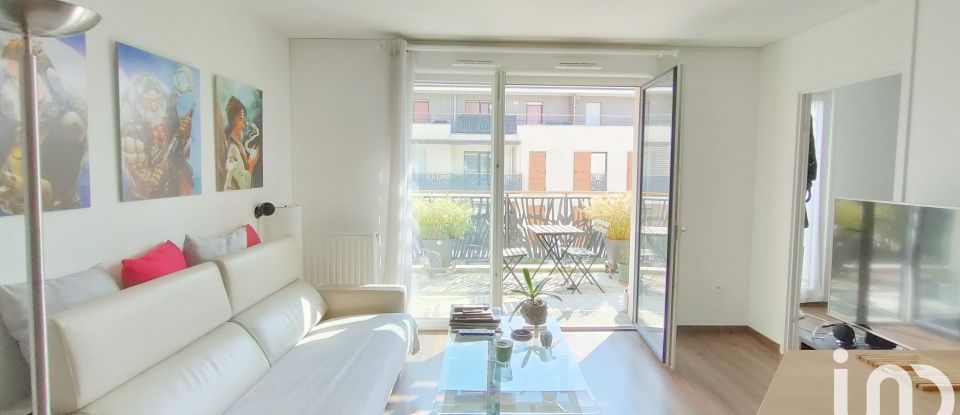 Apartment 3 rooms of 55 m² in Magnanville (78200)