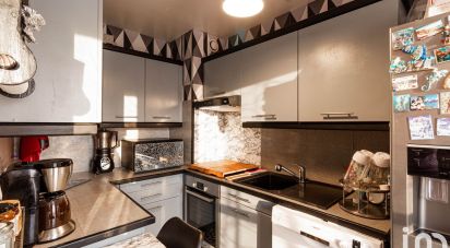 Apartment 5 rooms of 81 m² in Beynes (78650)