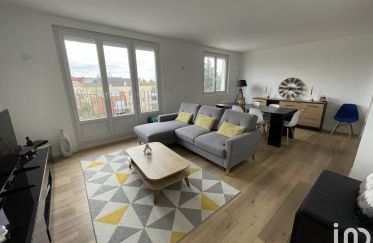 Apartment 4 rooms of 77 m² in Amiens (80000)
