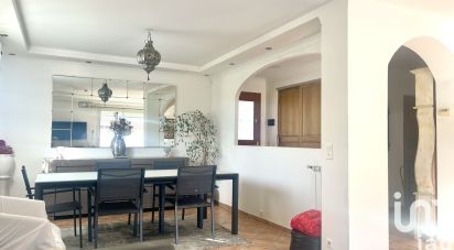 Maison traditionnelle 8 pièces de 170 m² à Nîmes (30000)