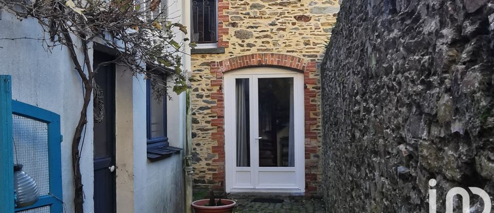 Town house 10 rooms of 170 m² in Châteaubriant (44110)