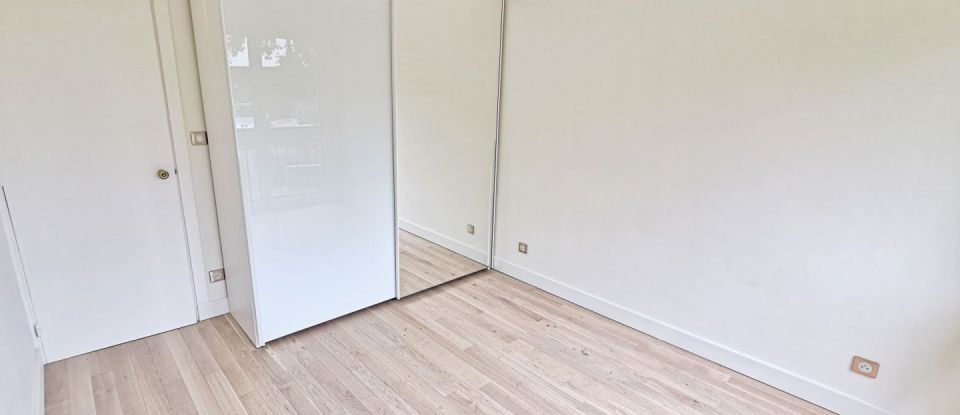 Apartment 3 rooms of 63 m² in Chilly-Mazarin (91380)