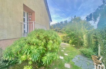 House 5 rooms of 125 m² in TOURLAVILLE (50110)