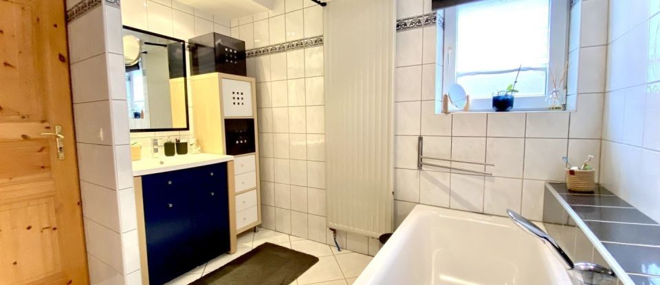 Appartement 5 pièces de 92 m² à Oberbronn (67110)