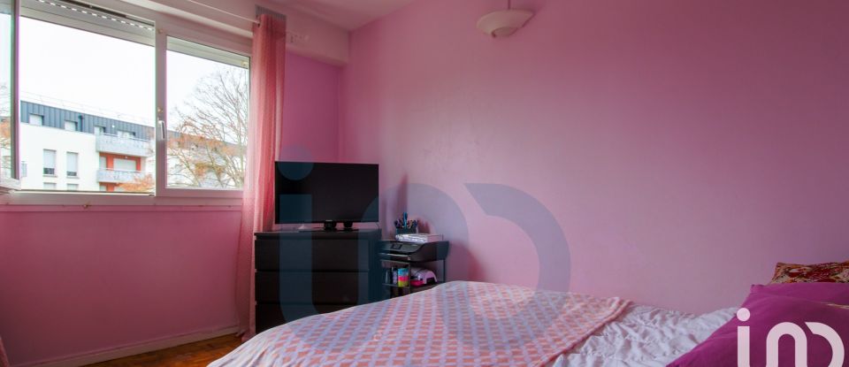 Apartment 4 rooms of 75 m² in Aubergenville (78410)